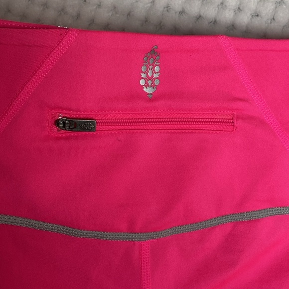 Free people movement athletic shorts - Picture 3 of 5